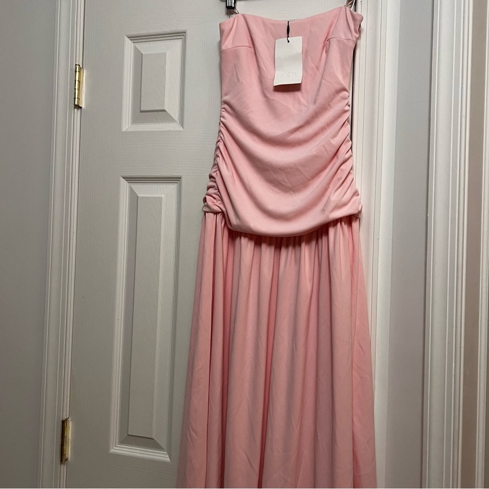 ZARA NWT RUCHED LIGHT PINK STRAPLESS MIDI DRESS - Picture 14 of 16